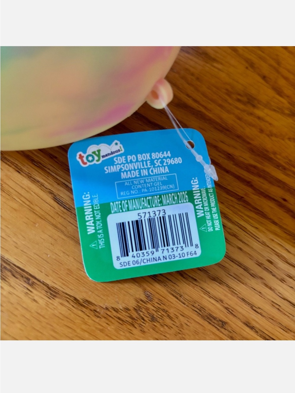Viral Jumbo Rainbow Tie-Dye Squeeezy - Picture 5 of 6